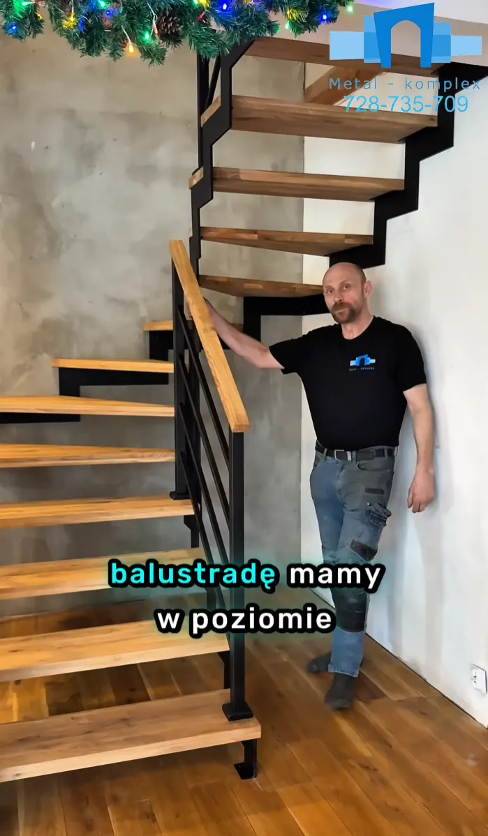 Schody na konstrukcji Z-tka
